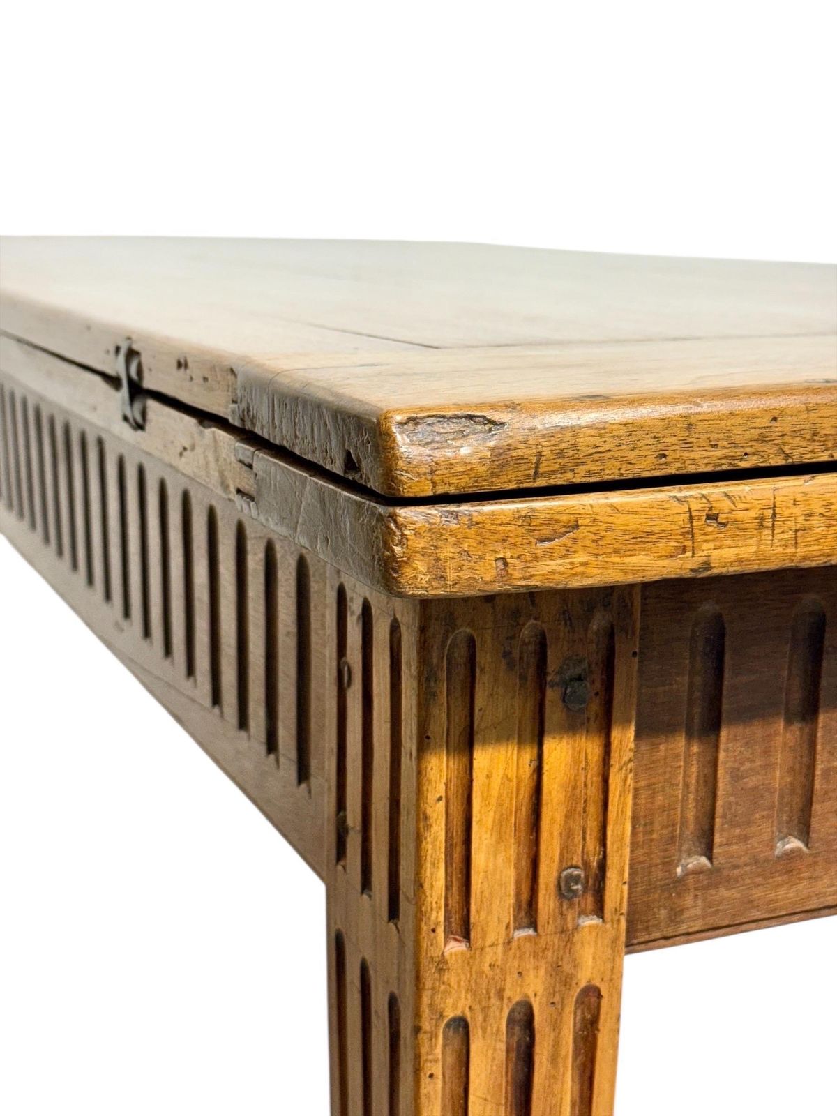 18th Century Louis XVI Walnut Table With Fluted Carvings photo 6300.0