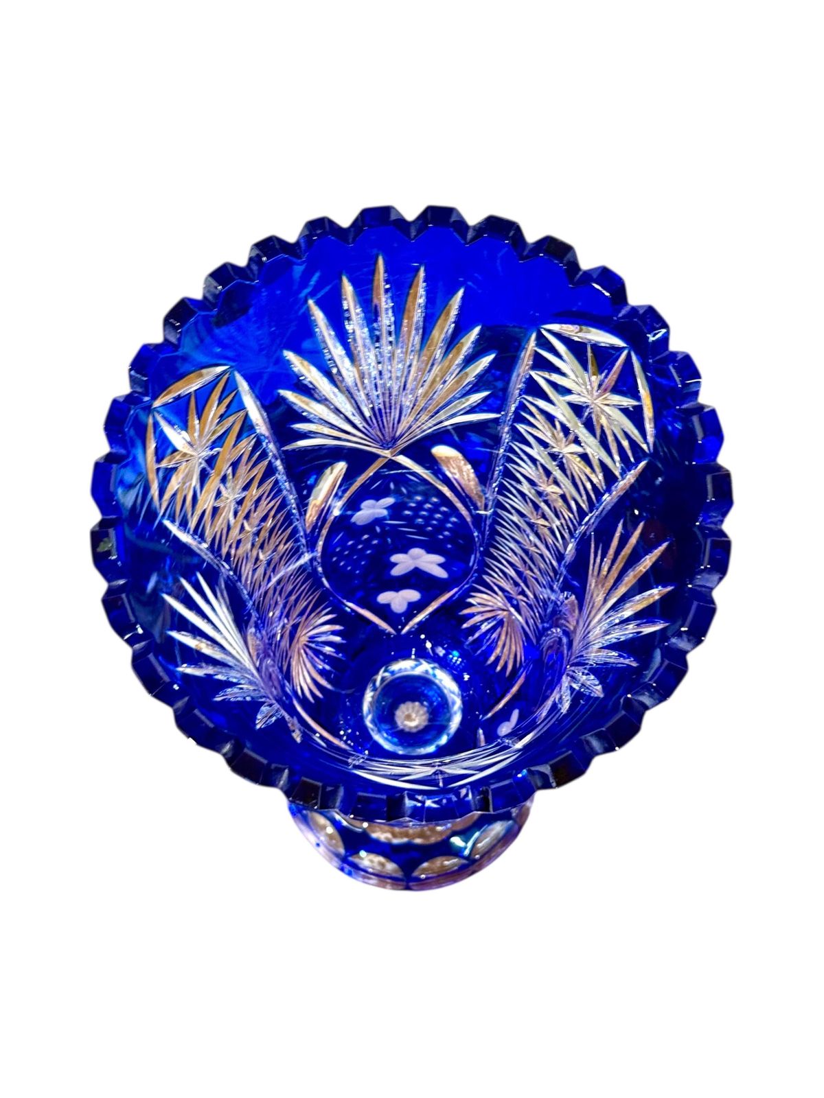 photo furniture Large Blue Overlay Bohemian Crystal Vase On Pedestal Base