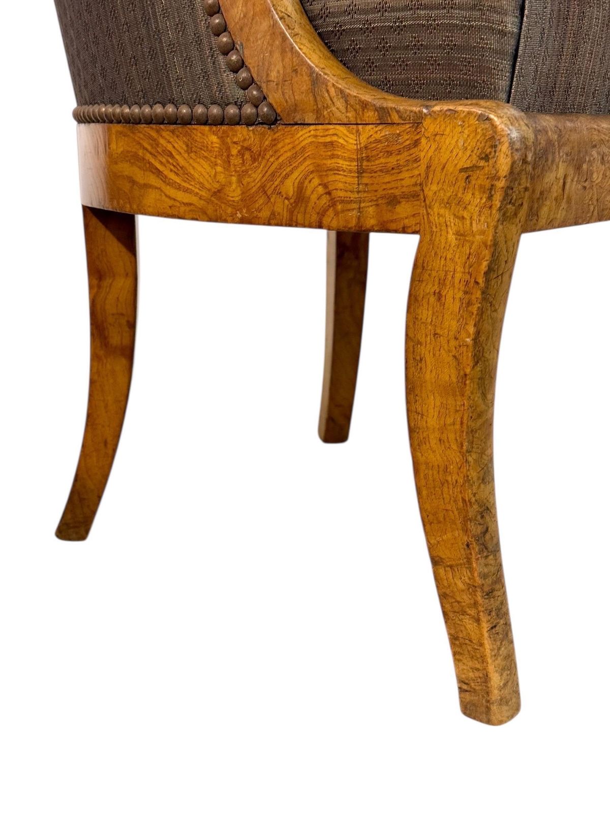 photo vinterior Pair Of 19th Century French Empire Style Burl Wood Gondola Armchairs