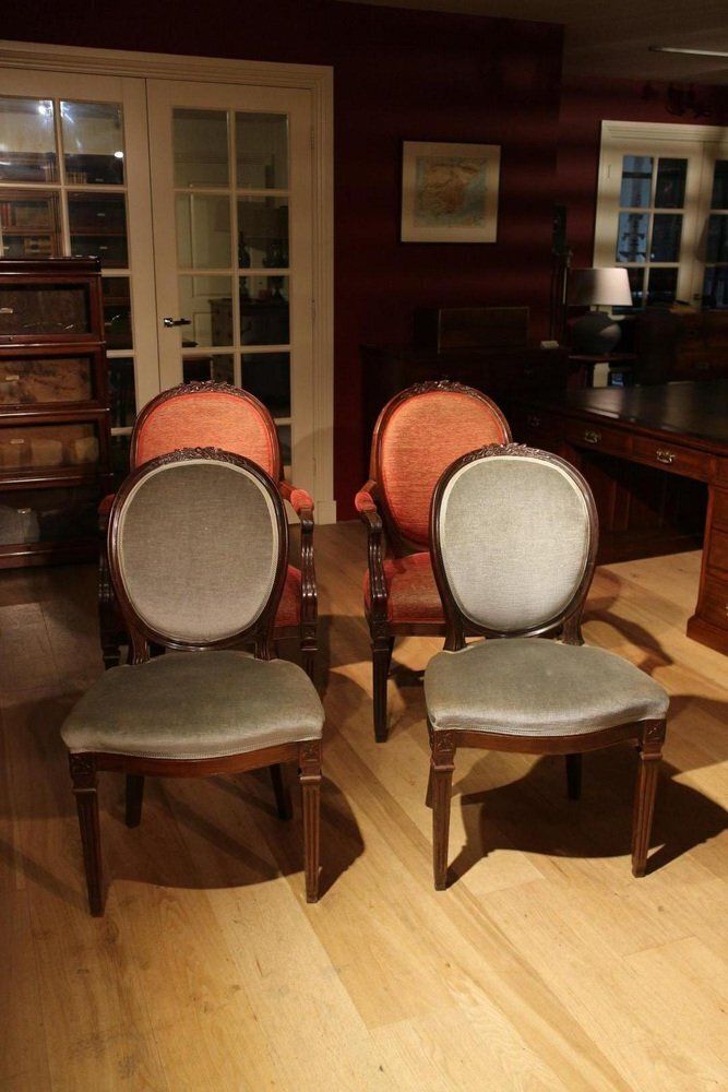 Antique Dining Room Chairs In Mahogany, Set Of 4 photo for sale