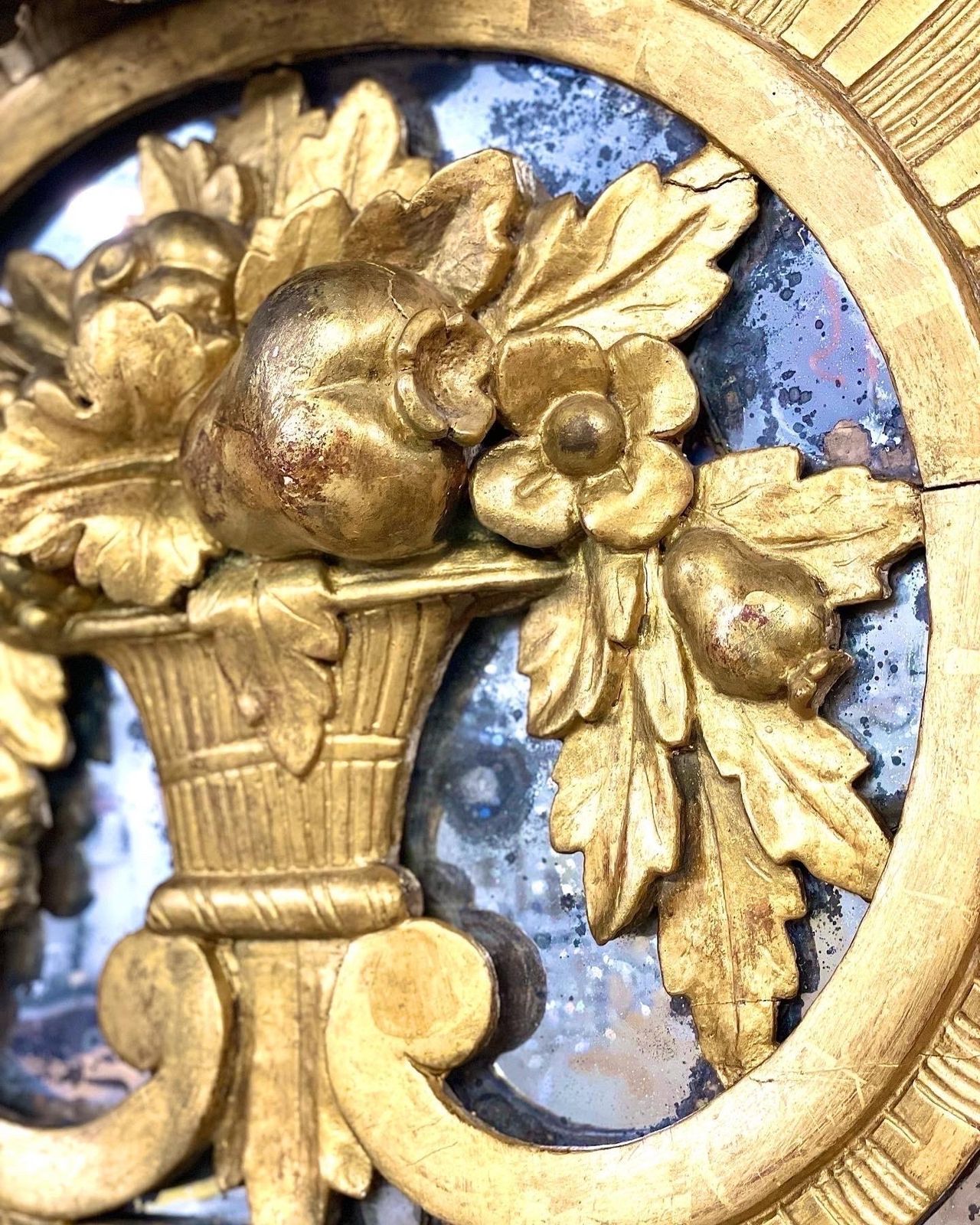 Home Decor 18th Century Rare Giltwood Parcloses Mirror With Wig Stand Arm photo