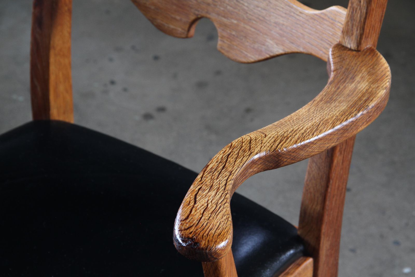 Vintage 60s Brutalist Solid Oak Razorblade Black Leather Armchair By H. Kjærnulf photo vinterior