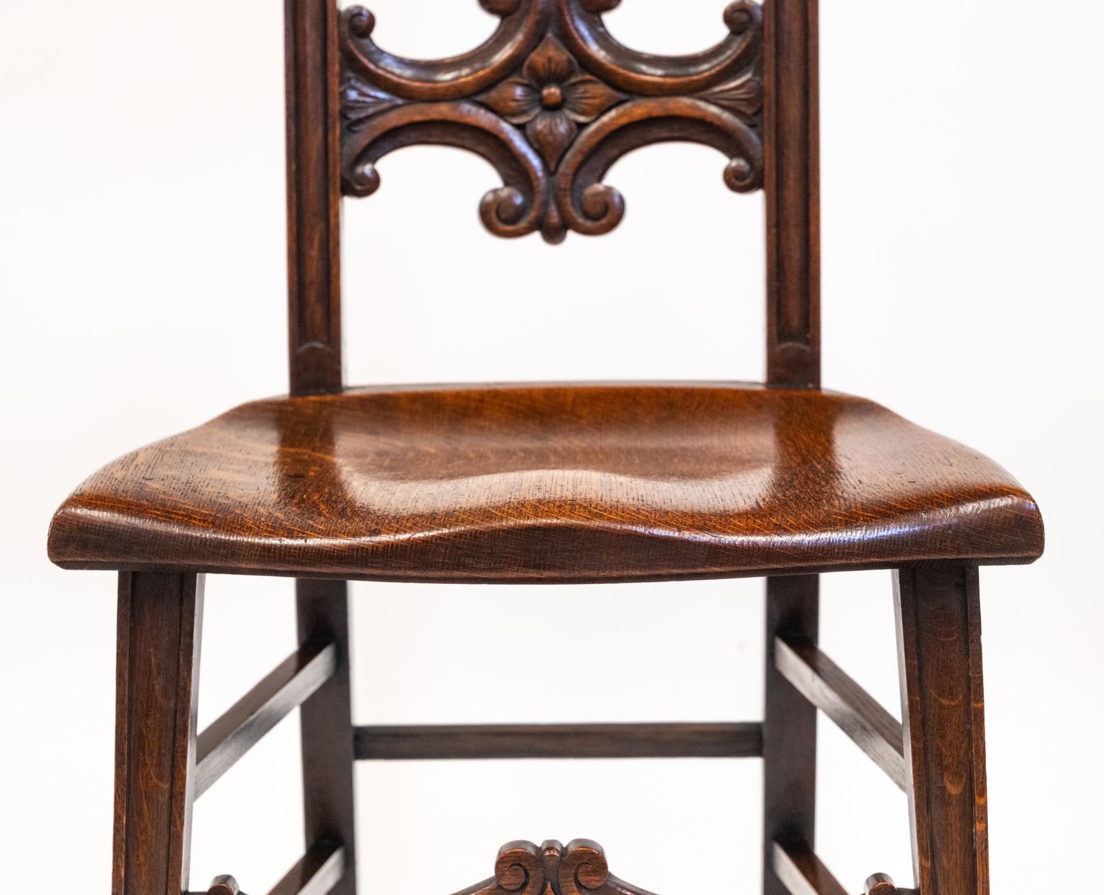 Charming Edwardian English Oak Side Chair With Carved Green Man photo 895.0
