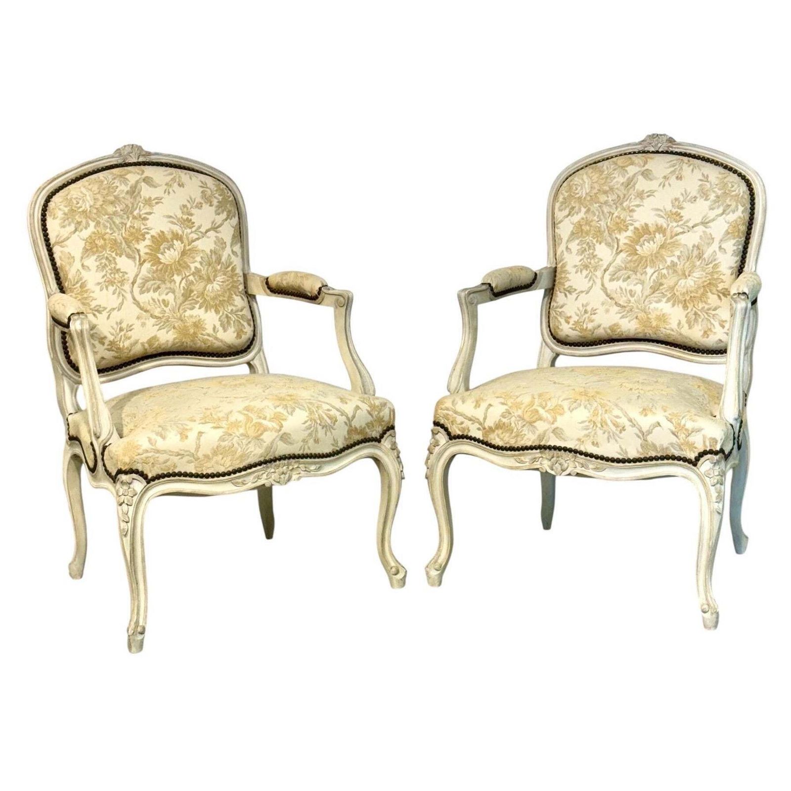 Pair Of  Louis XV Style 'Fauteuils à La Reine' Armchairs, 19th Century