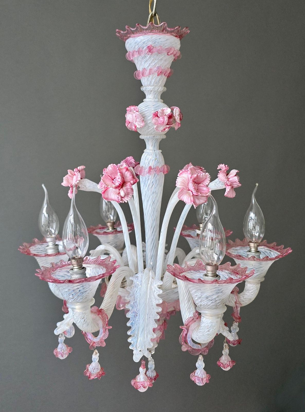 4640.0 Exceptional Mid Century Murano Glass Chandelier With Rare Pink Flowers, Italy photo