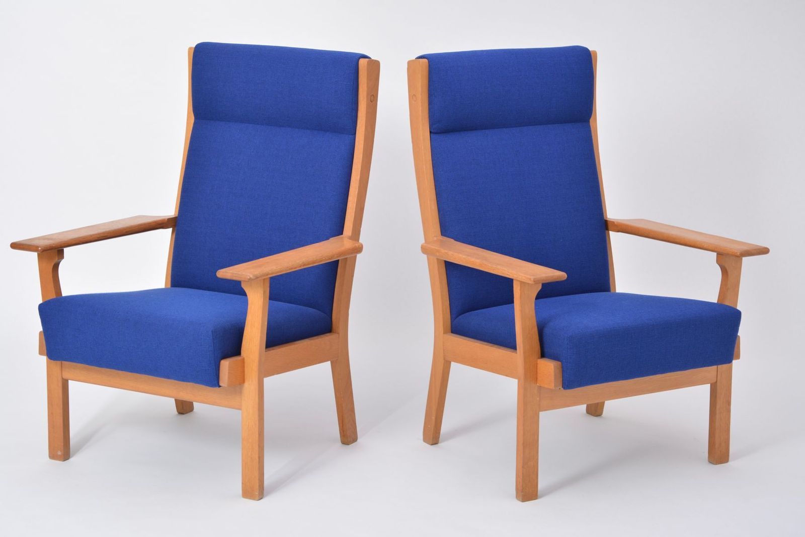 Danish Oak Armchairs By Hans J. Wegner For Getama, 1970s