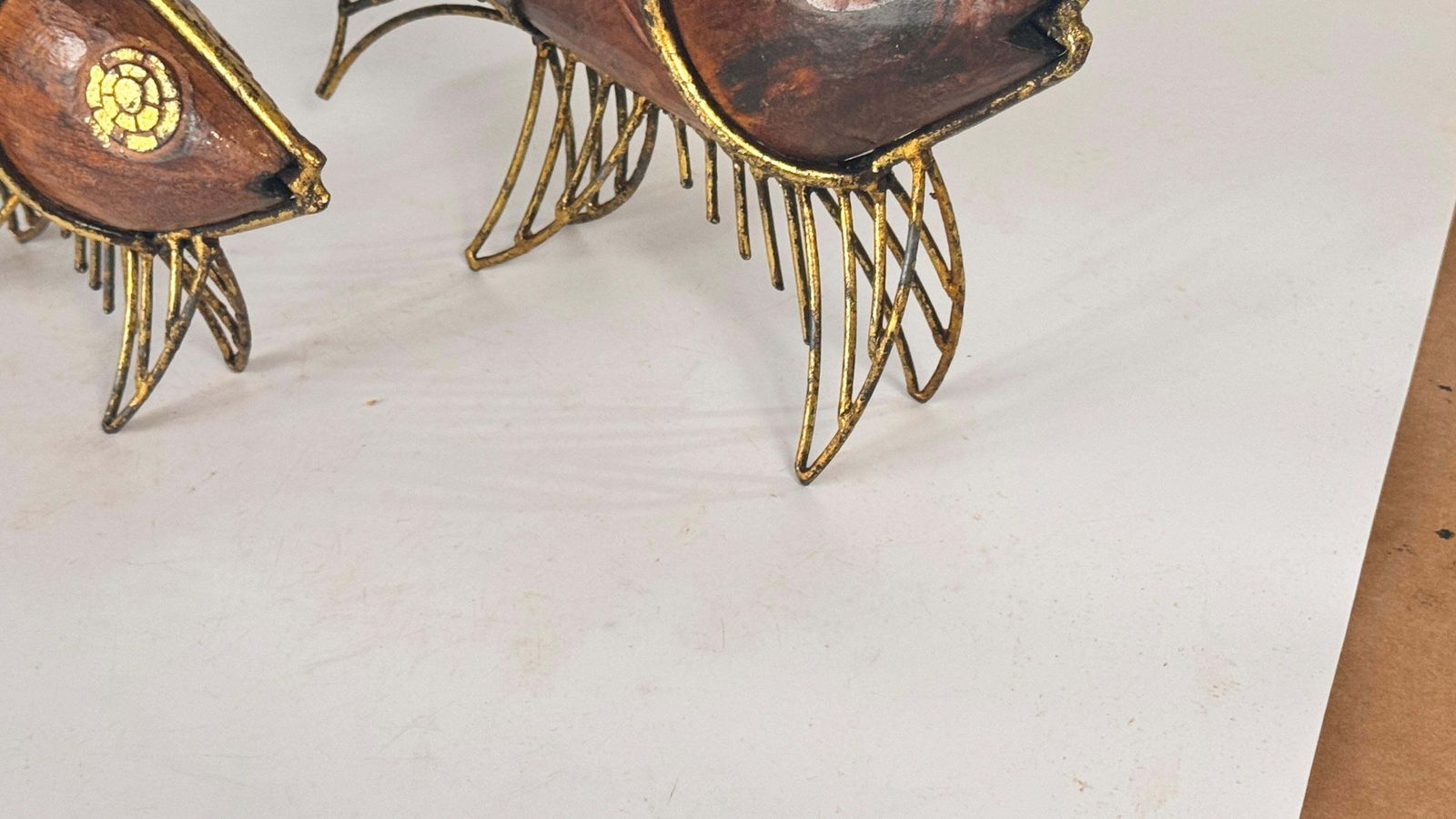 Pair Of 1970s French Fish Sculptures – Wood And Gilded Metal Mid Century Decor photo vinterior