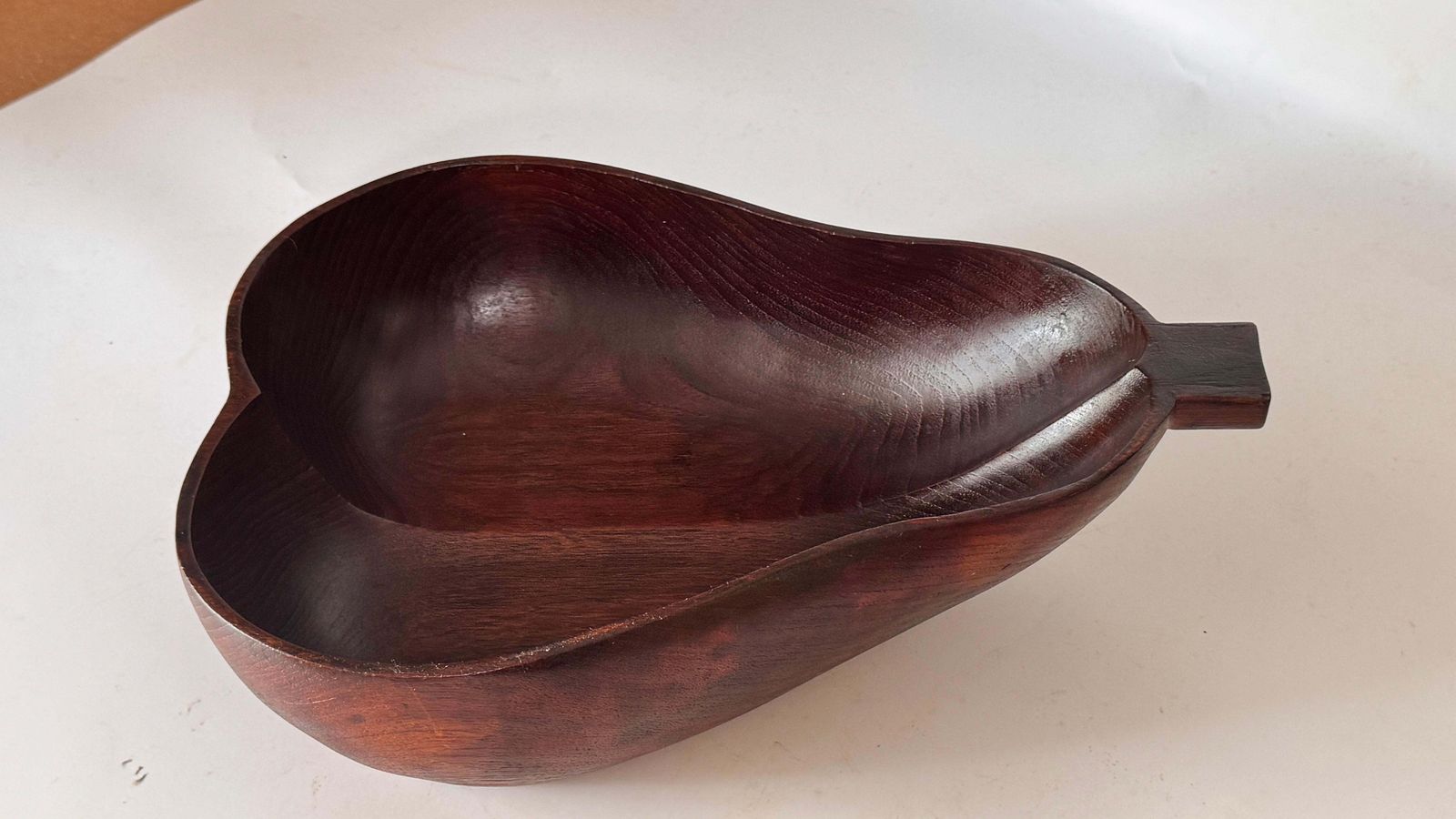 1970s French Wooden Pear Shaped Fruit Basket – Dark Patina Decorative Bowl photo vinterior