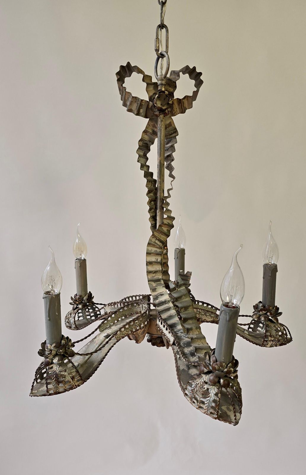 photo furniture Rare Surrealist “High Heel Shoe” Tôle Chandelier, 5 Light, France, Ca. 1950s