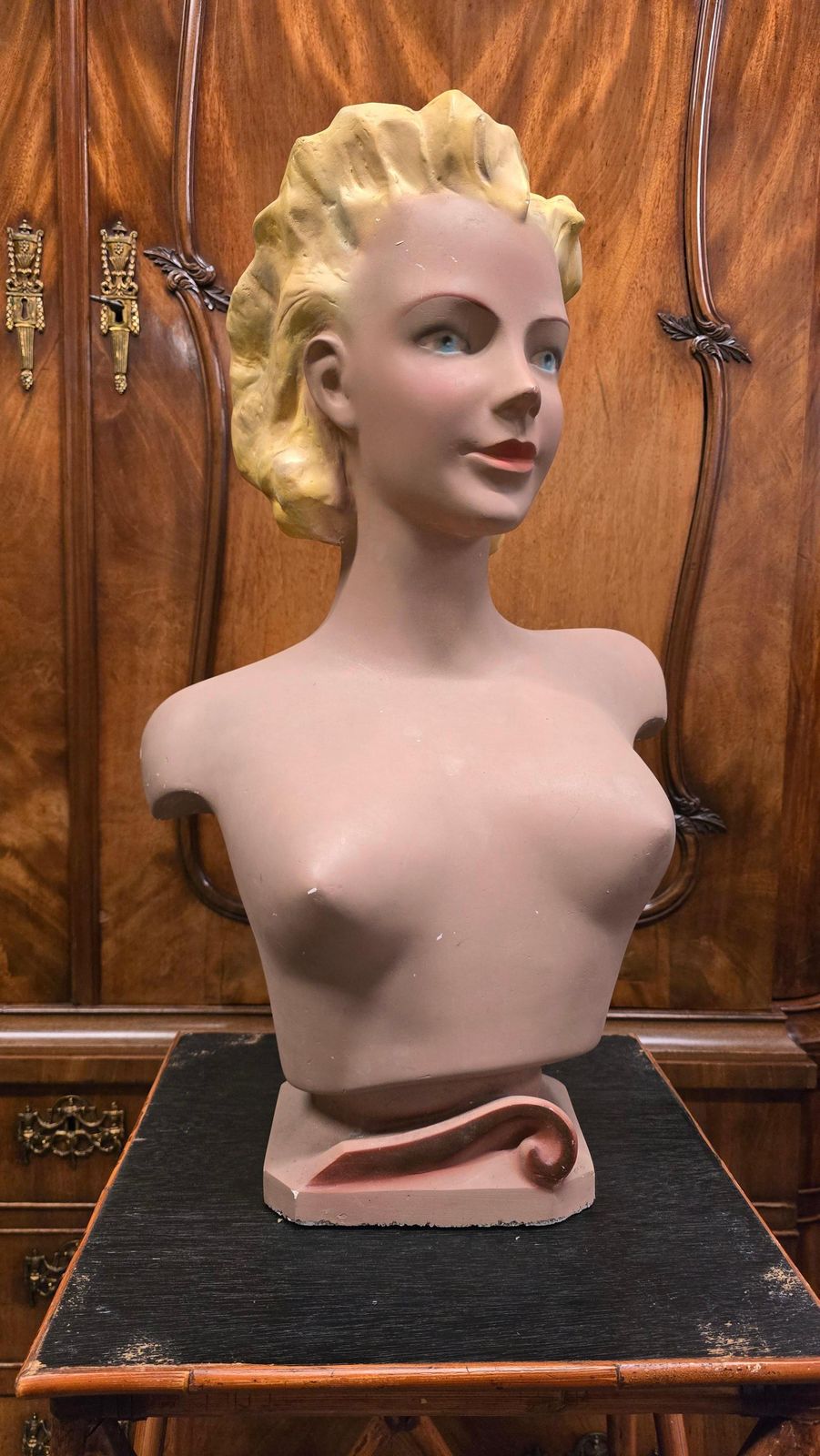 Large 1950s Novita Plaster Bust – Art Deco / Hollywood Regency Mannequin Display photo furniture