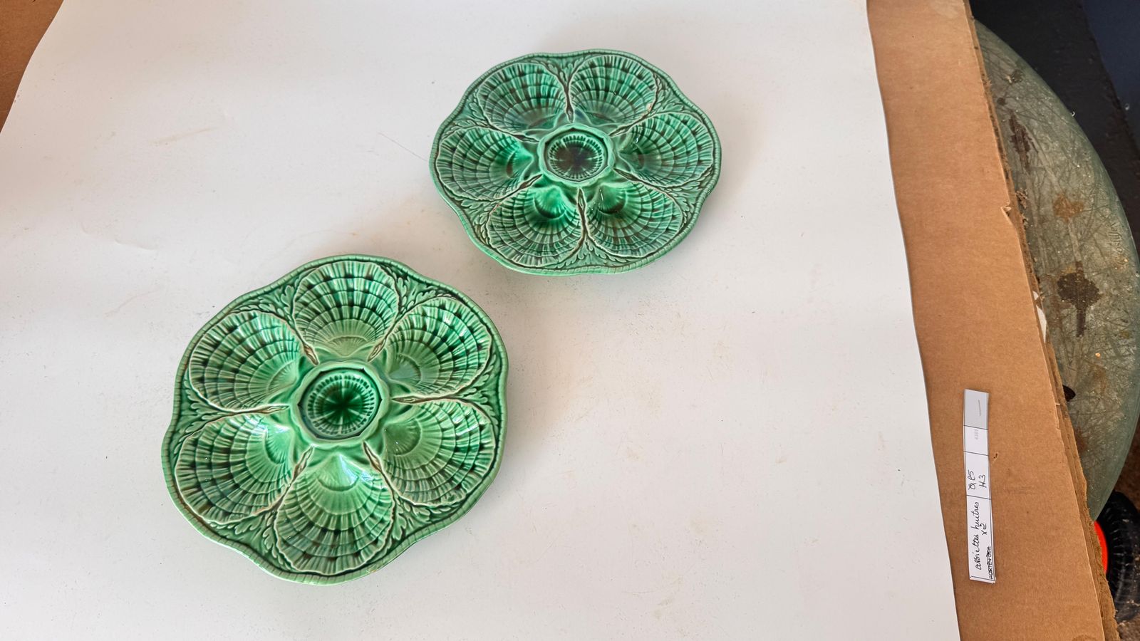 Set Of 2 French Green Majolica Plates – Sarreguemines Manufacture – 20th Century photo 287.0