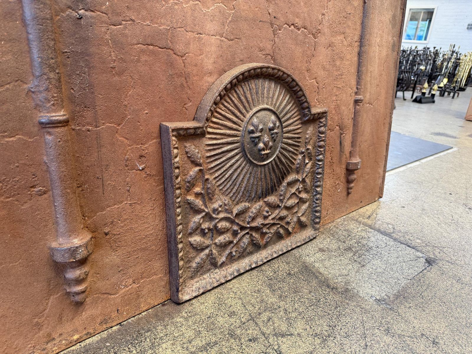 Home Fixtures 20th Century Louis XIV Style 'Arms Of France' Fireback / Backsplash photo