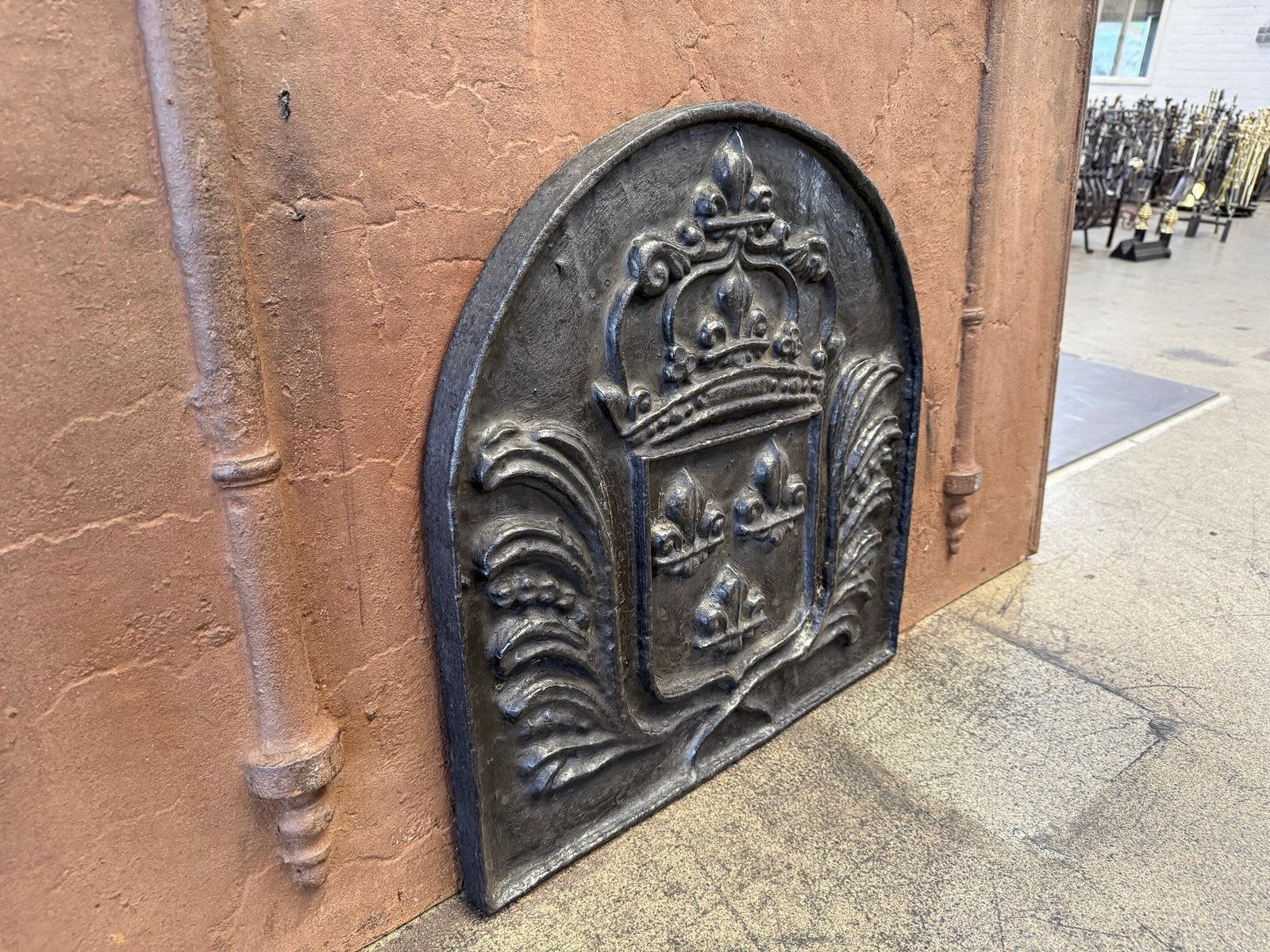 photo vinterior French Louis XV Style 'Arms Of France' Fireback / Backsplash, 20th Century