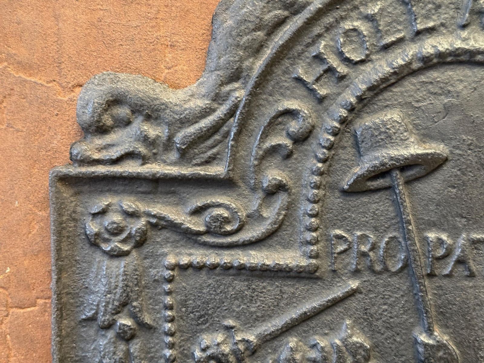 photo furniture Early 19th Century Dutch 'Pro Patria' Fireback / Backsplash, Louis XIII Style