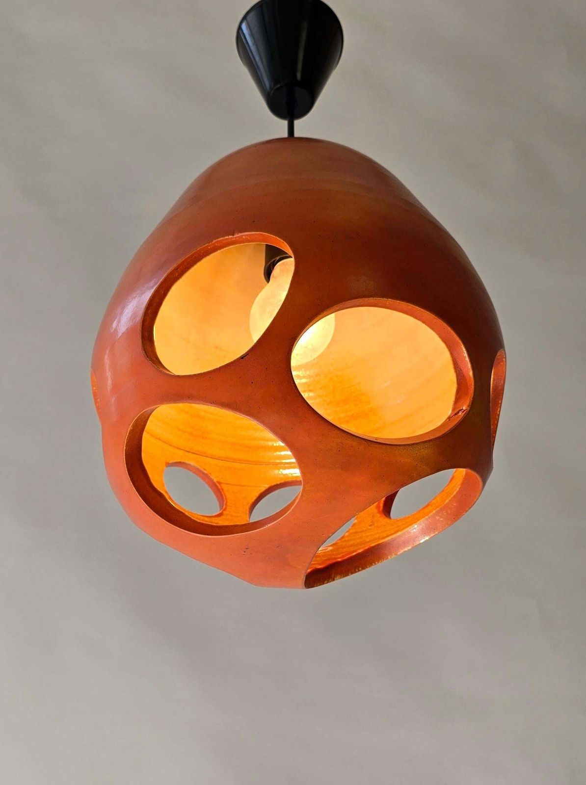 photo vintage Mobach Orange Pierced Ceramic Pendant, Dutch Mid Century Modern