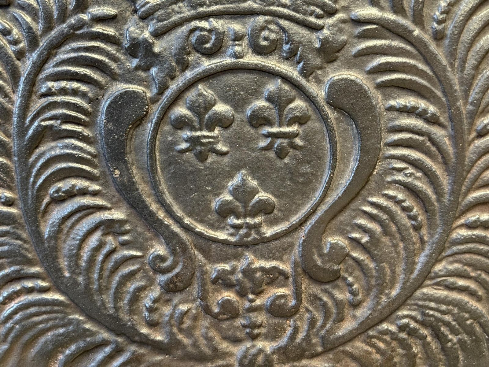 photo for sale French Louis XV Style Arms Of France Fireback / Backsplash, 20th Century