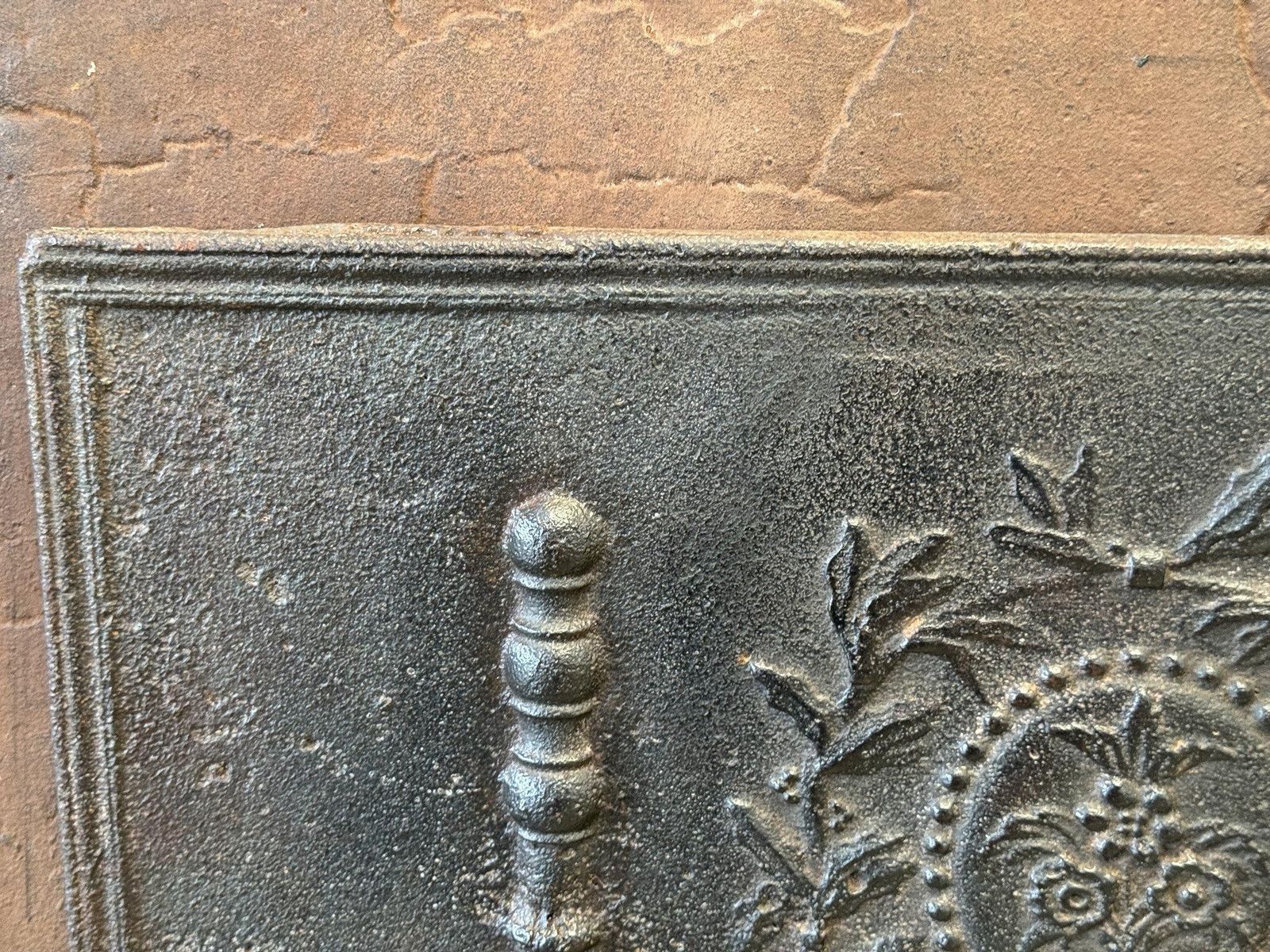Antique French Neoclassical Fireback / Backsplash, Early 19th Century photo vinterior