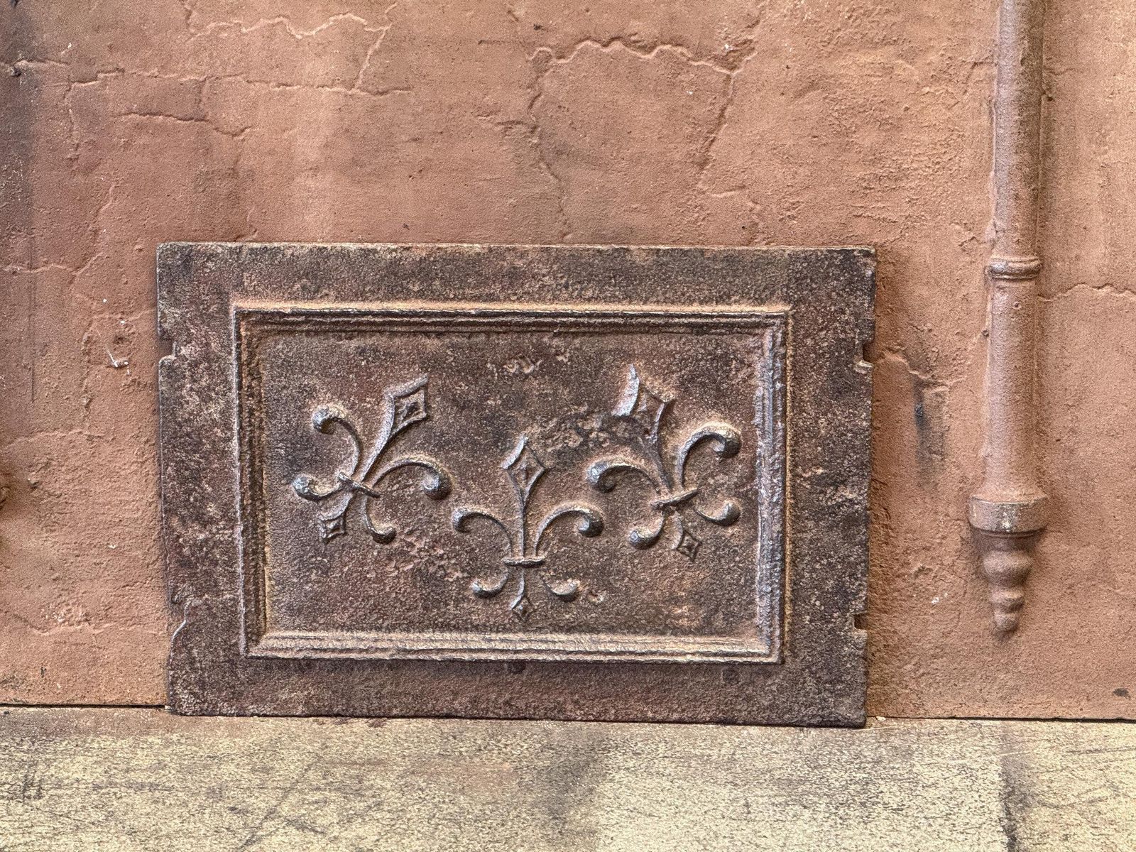French Louis XV 'Fleur De Lys' Fireback / Backsplash, 18th Century Period photo furniture