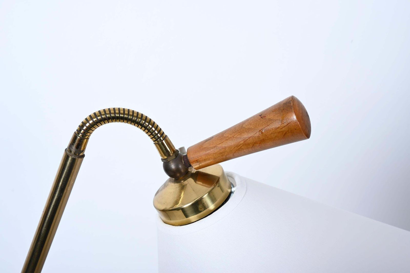 Mid Century Vloerlamp Van Rupert Nikoll photo buy