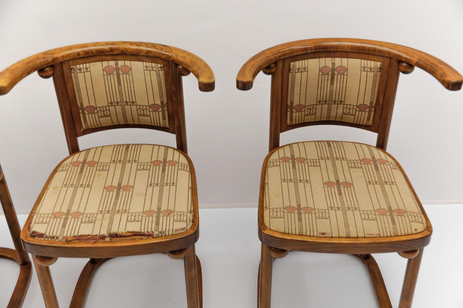 photo for sale Set Of 4 Bat Chairs By Josef Hoffmann For Wittmann Austria