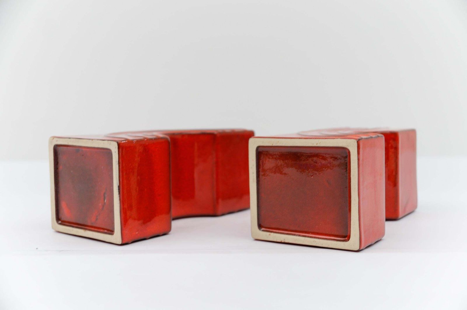 Home Decor Set Of 2 "Cyclone" Ceramic Vases By Cari Zalloni For Steuler, 1970s photo