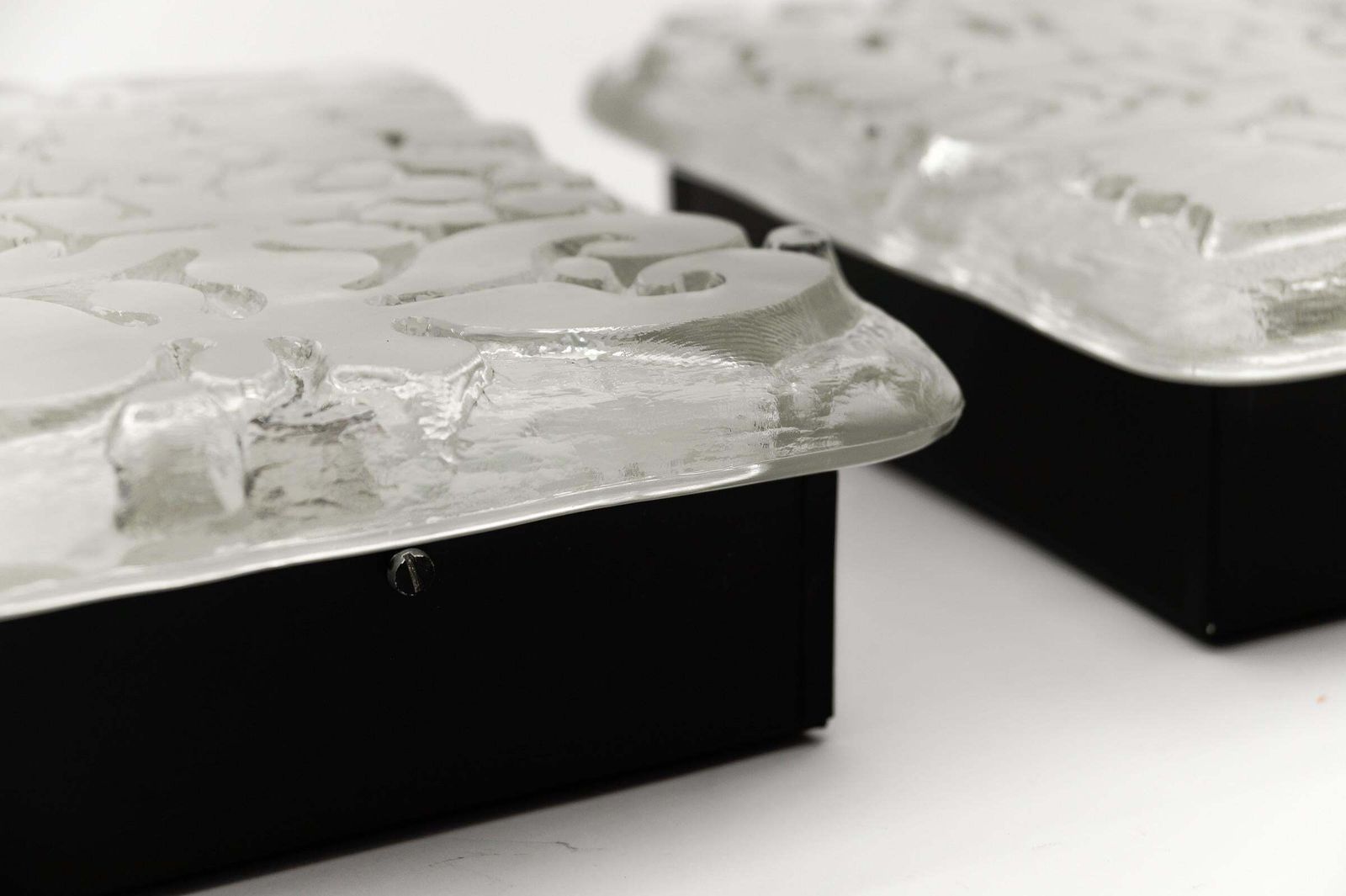photo vinterior Pair Of Space Age Wall Lights In Satin Glass By Peill & Putzler, 1970s