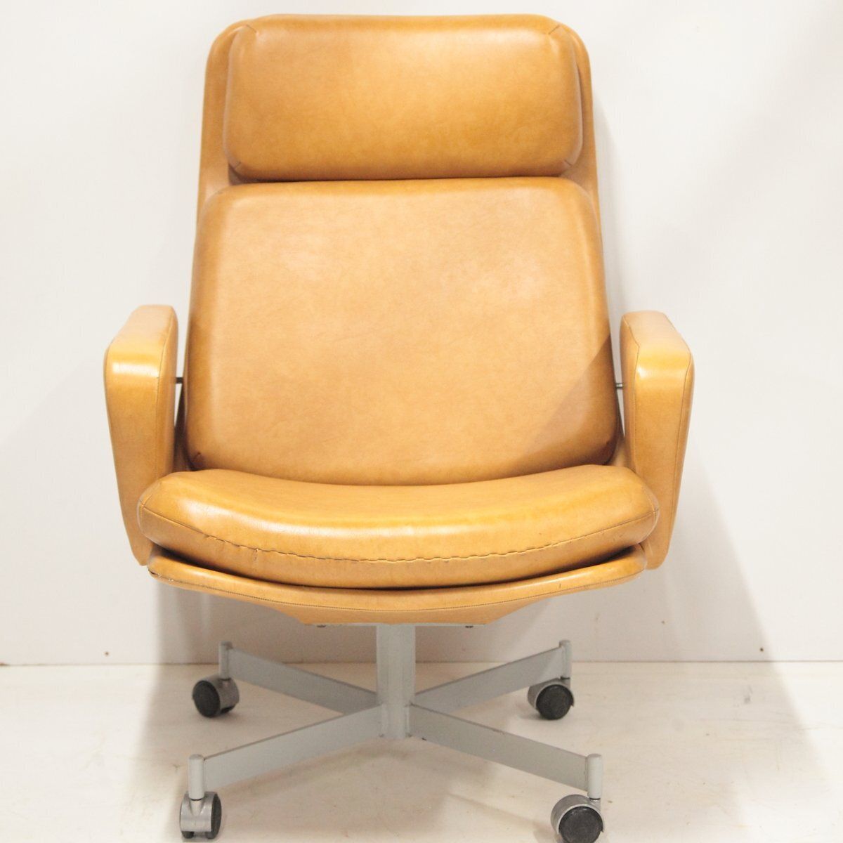 Mid Century Swivel Armchair By Miroslav Navratil For Interier Praha, 1970s
