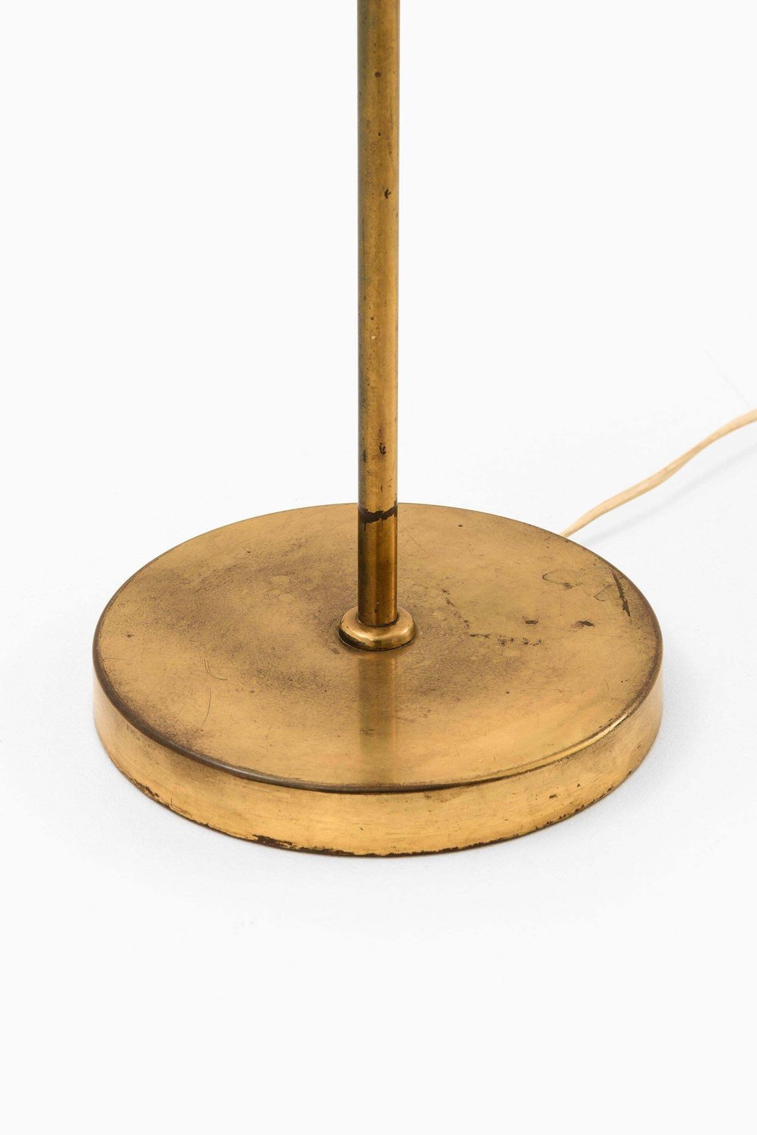 Floor Lamp In Brass, Cane And Original Shade By Paavo Tynell, 1950's photo vinterior