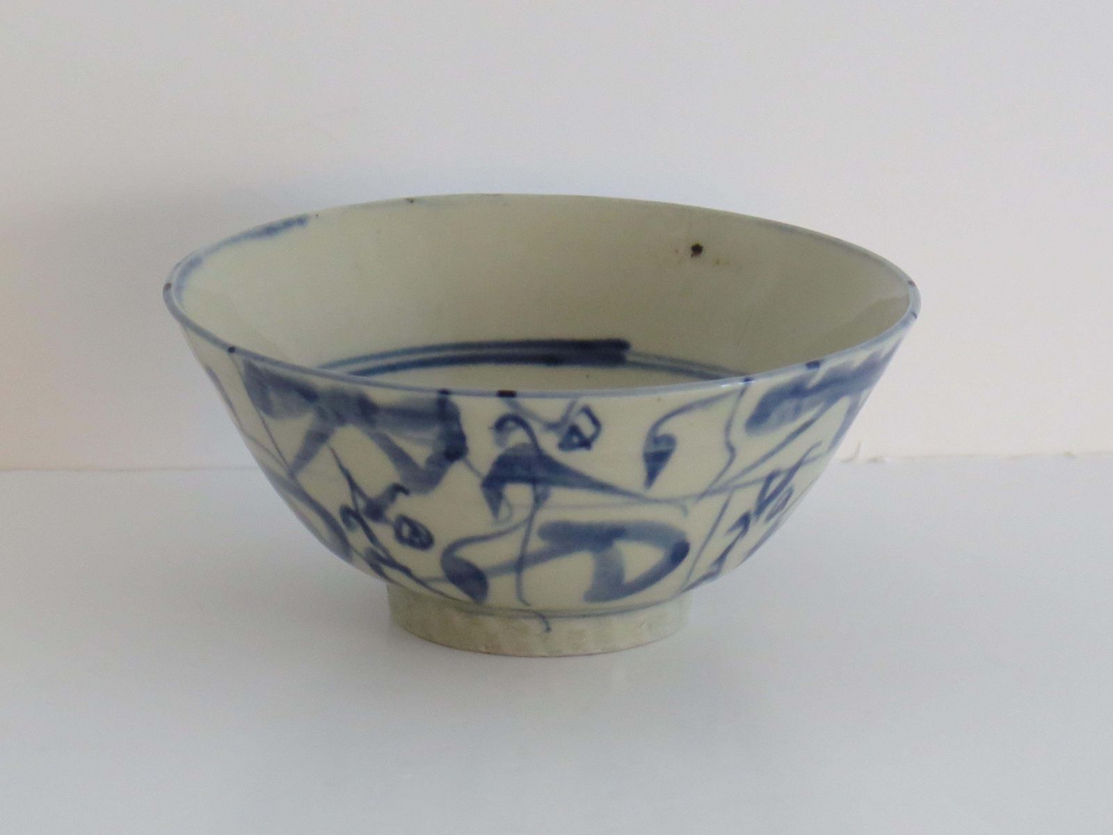 Set Of Five Chinese Porcelain Berry Bowls Blue And White Hand Painted, 20th C photo buy