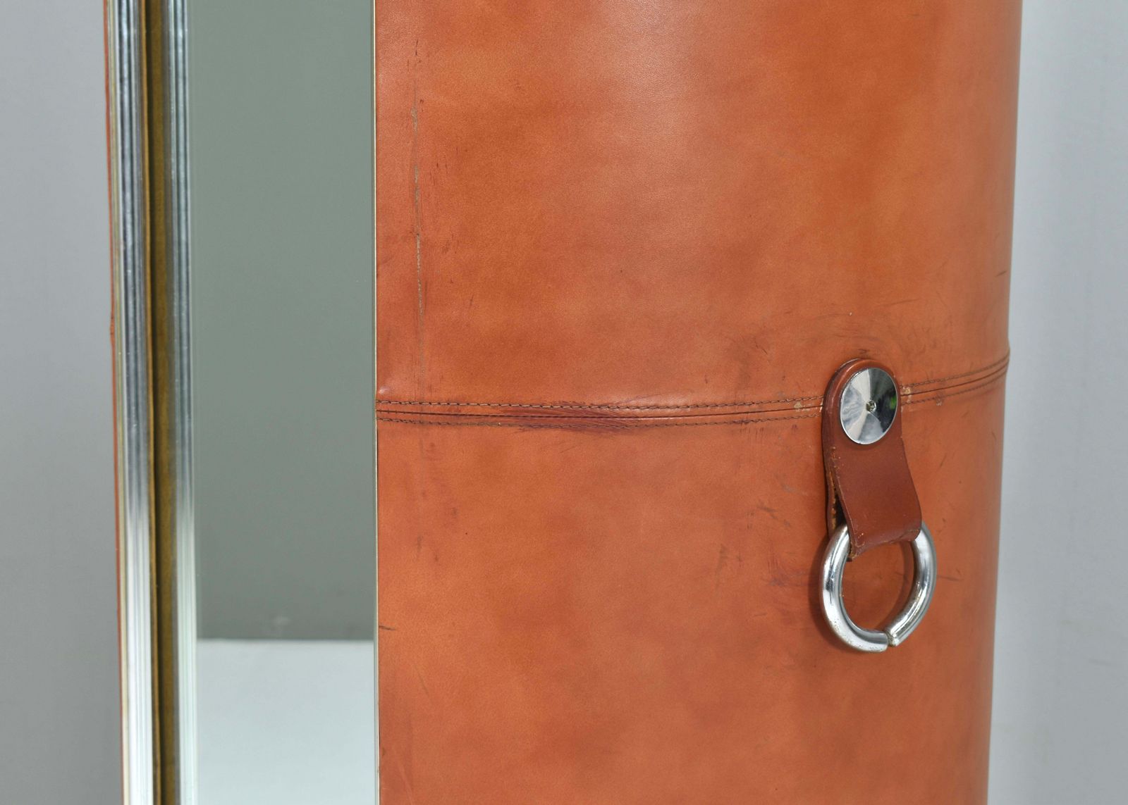 photo buy Guido Faleschini Tucroma Swivel Dressing Cabinet For I4mariani – 1971