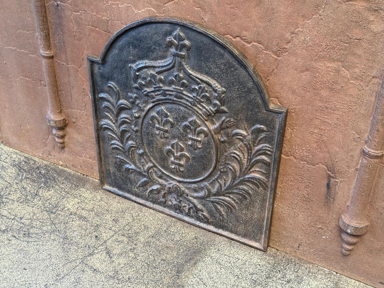 French Louis XV Style 'Arms Of France' Fireback / Backsplash photo Home Fixtures