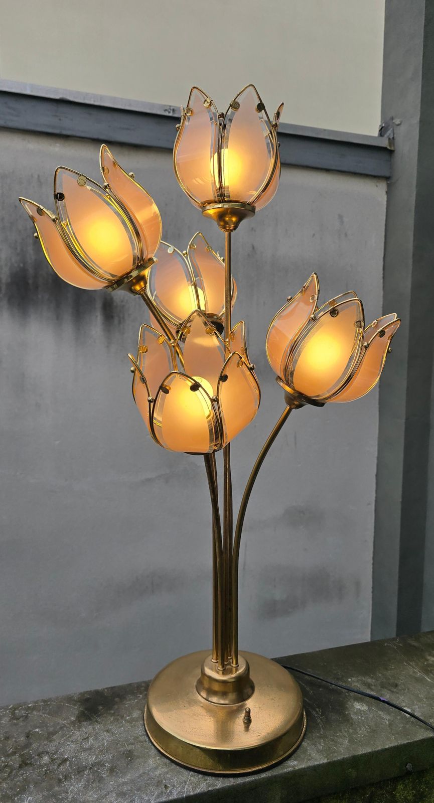 Italian Floral Glass And Brass Tulip Table Lamp, 1970s photo 2948.0