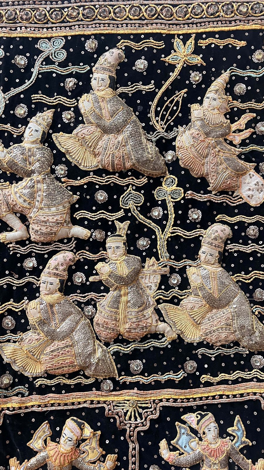 Large Burmese Kalaga Tapestry, 1970s photo buy