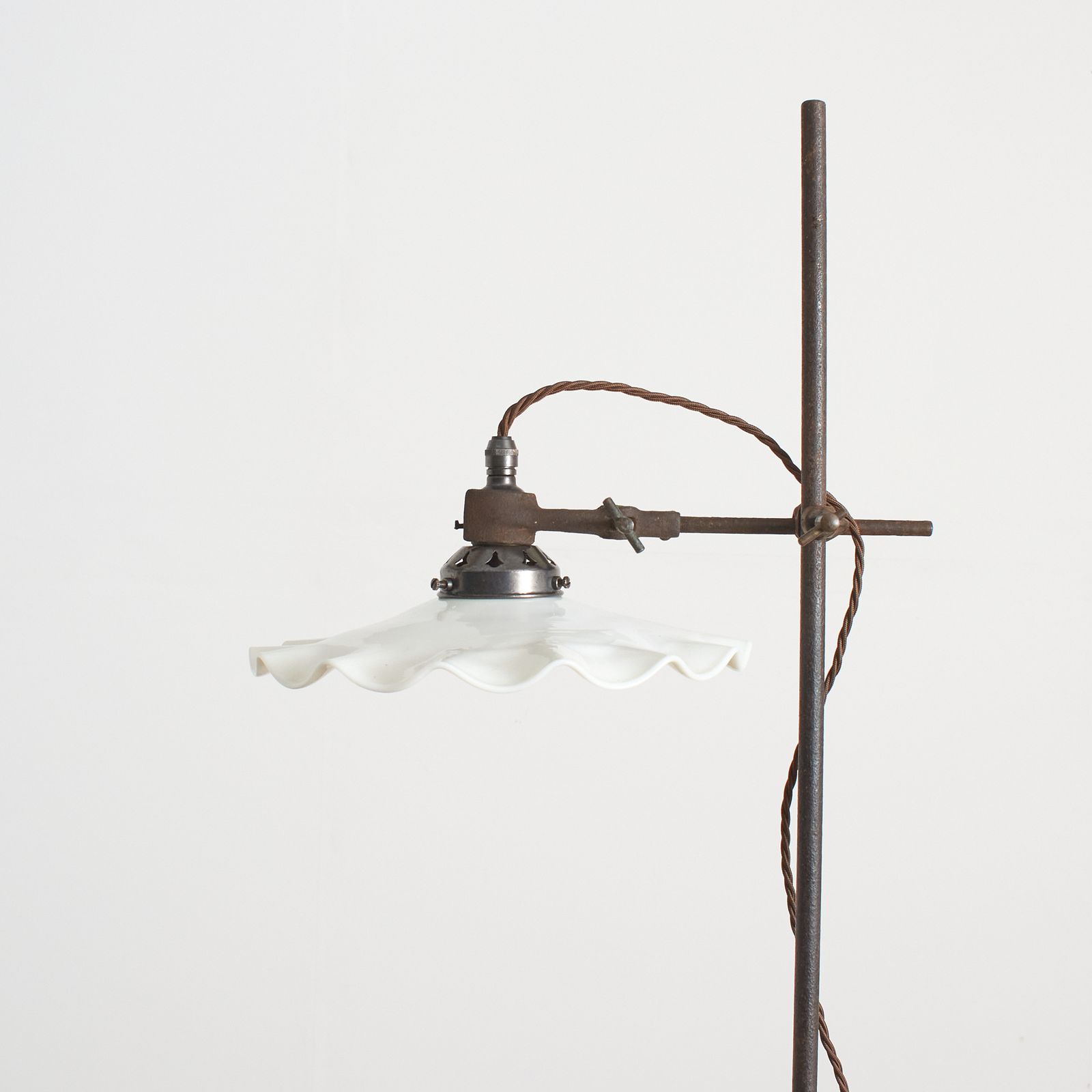 Antique French Coolie Lab Stand Desk Lamp – A photo Lighting
