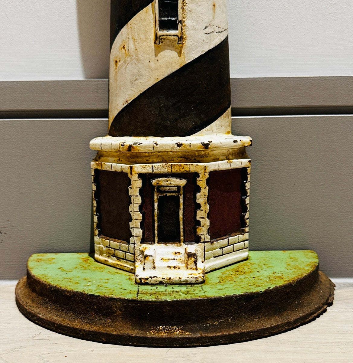 photo vinterior Circa 1920s Art Deco Cape Hatteras North Carolina Lighthouse Cast Iron Doorstop