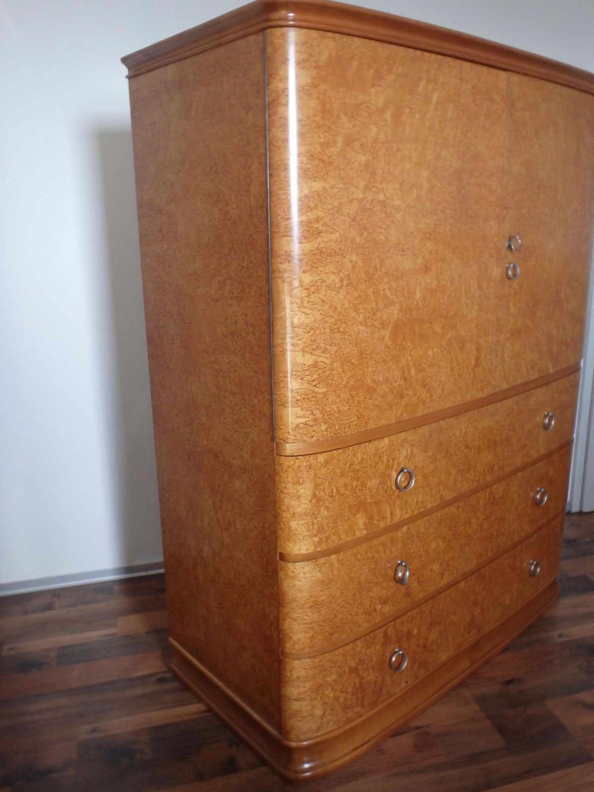 Beautiful Chest Of Drawers With Upper Cabinet And Mirror photo 3051.0