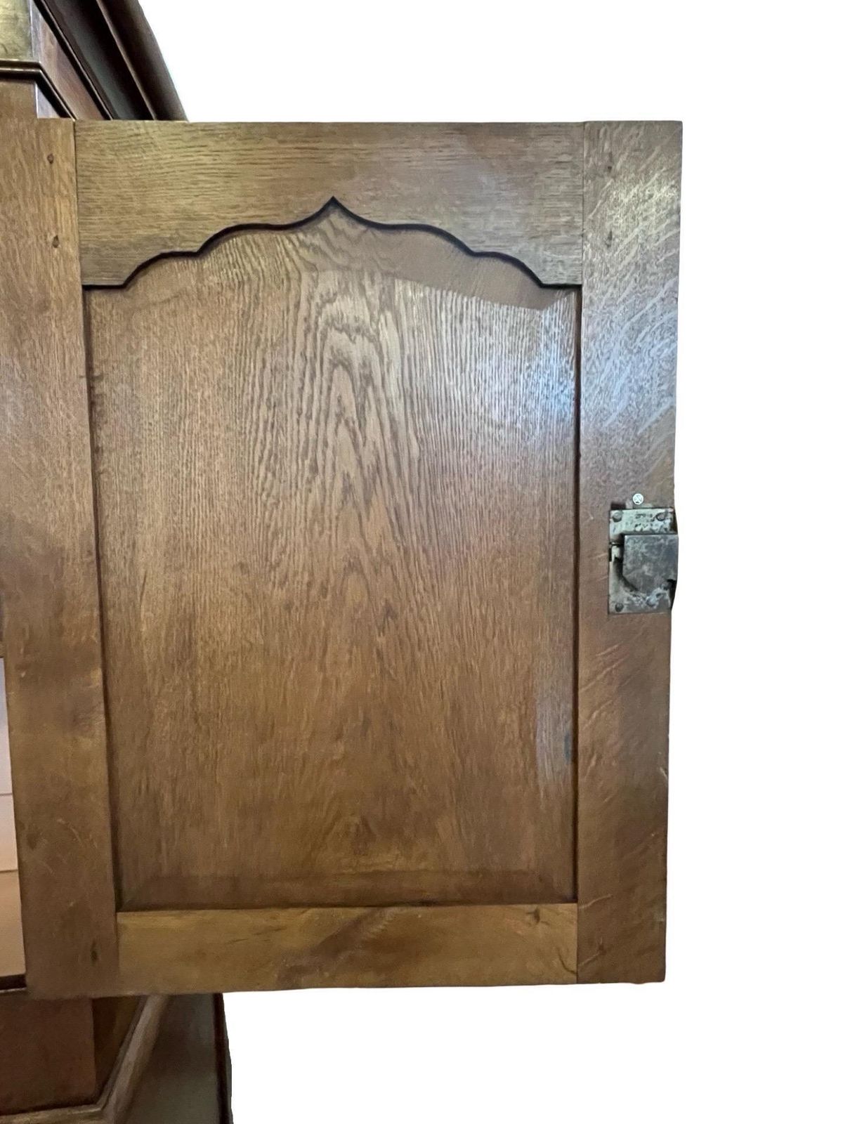 19th Century English Oak Georgian Linen Press / photo buy