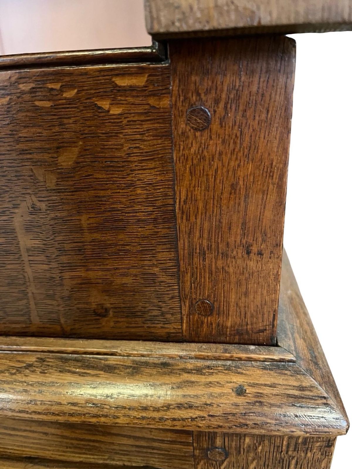 Furniture 19th Century English Oak Georgian Linen Press / photo