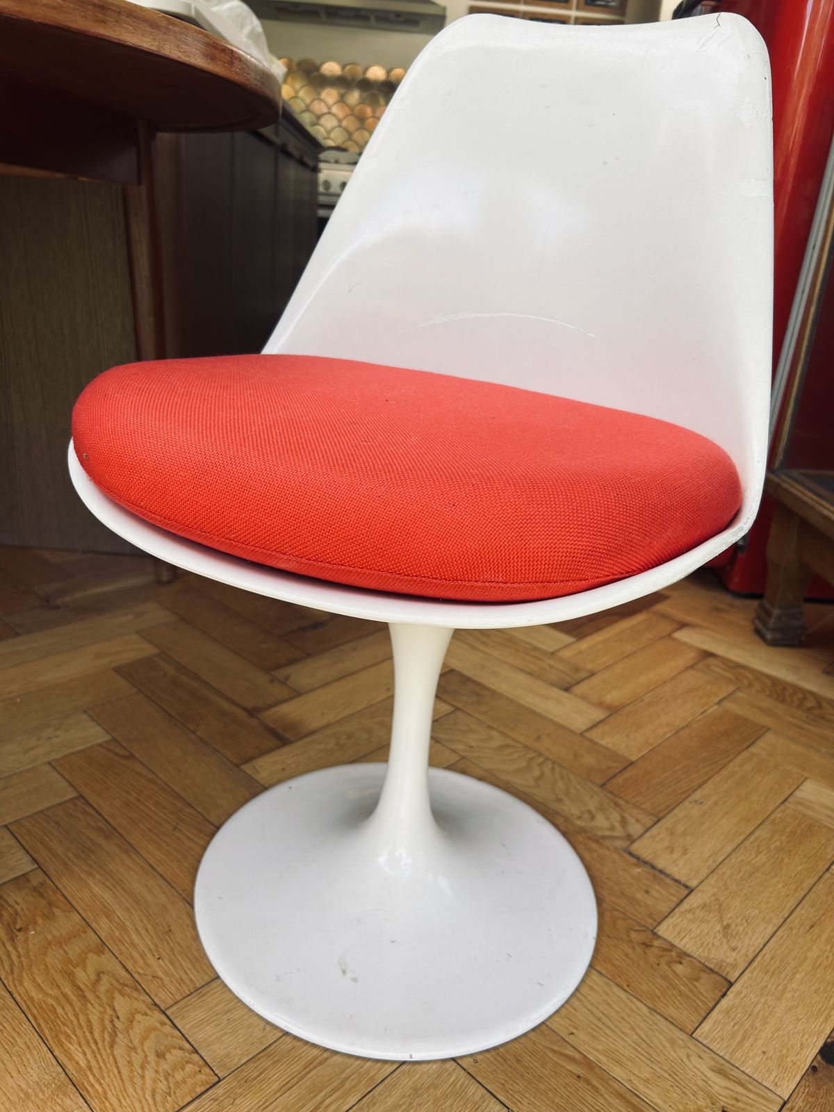 Rudi Bonzanini Tulip Dining Chairs   8 Available With Markers Mark photo vinterior