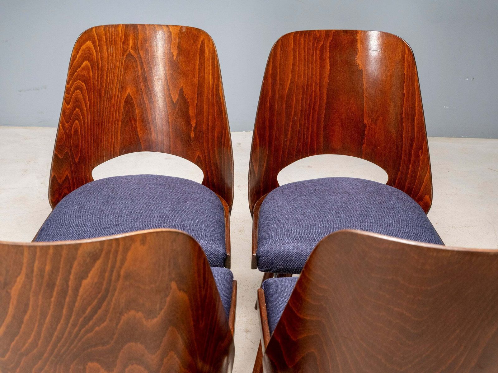 photo for sale Set Of 4 Ton 514 Chairs, Oswald Haerdtl, Czechoslovakia, 1950s
