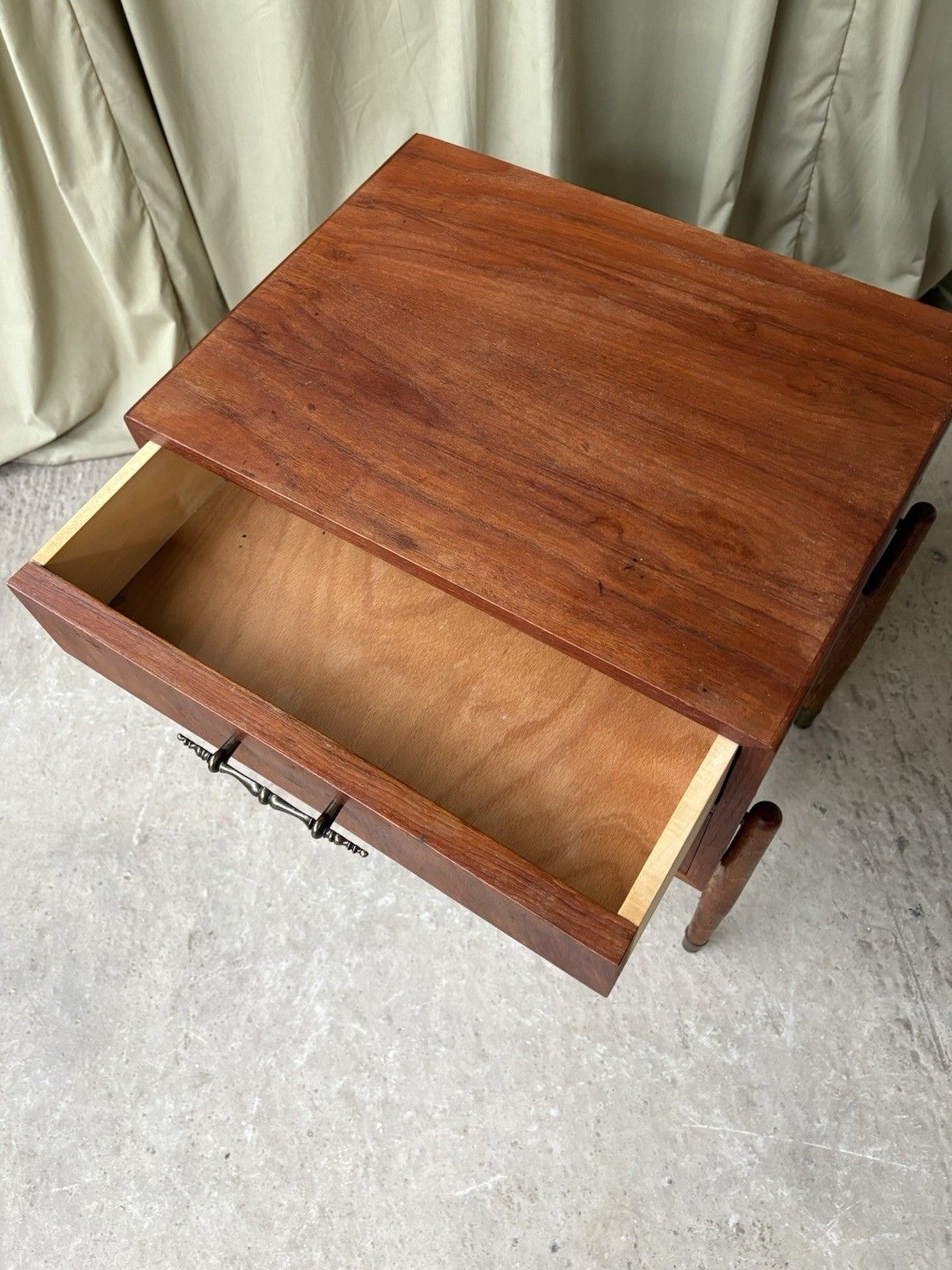 photo vinterior Vtg Mid Century Danish Teak Chest Of Drawers Bedside Scandi Retro R1020