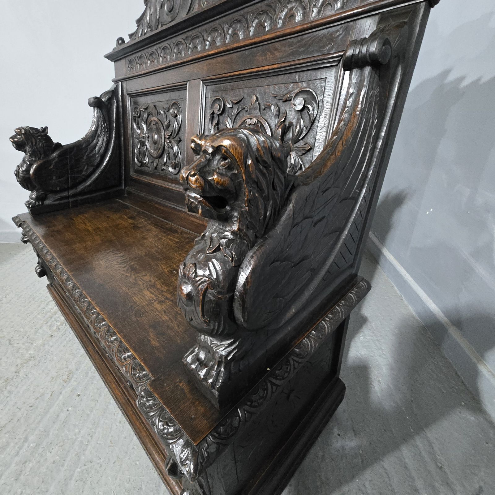 photo furniture Super Oak Monks Hall Bench