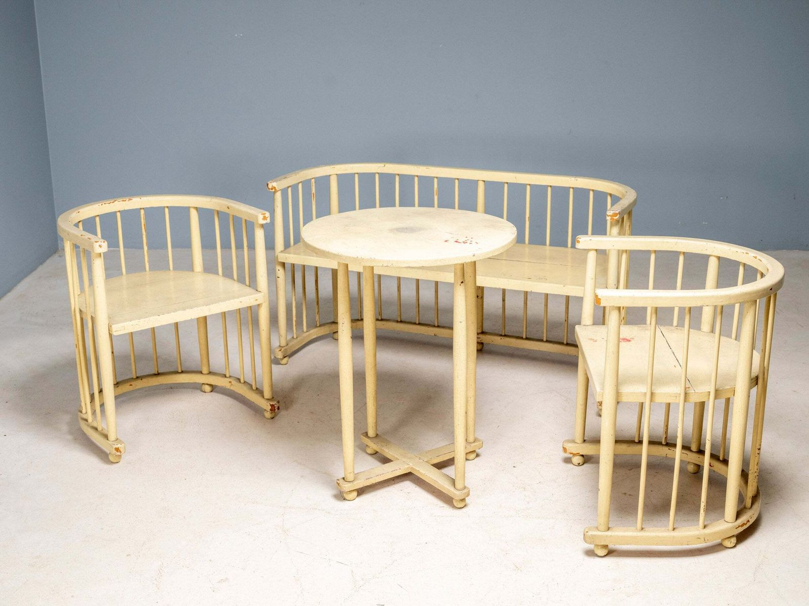 Zeldzame Centraal Europese Functionalistische Zitgroep, Ca. Jaren 1920 photo furniture