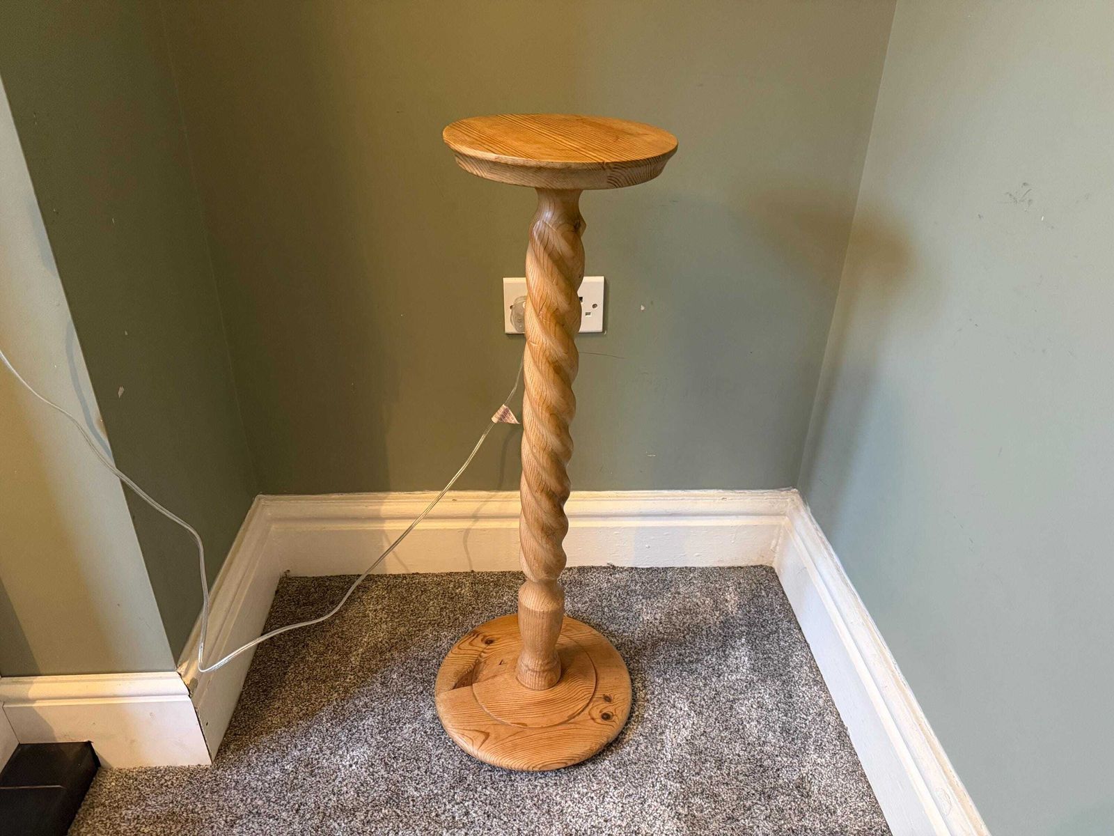 Vintage Solid Wood Plant Stand / Pot Stand / Pedestal Table / Lamp Stand photo for sale