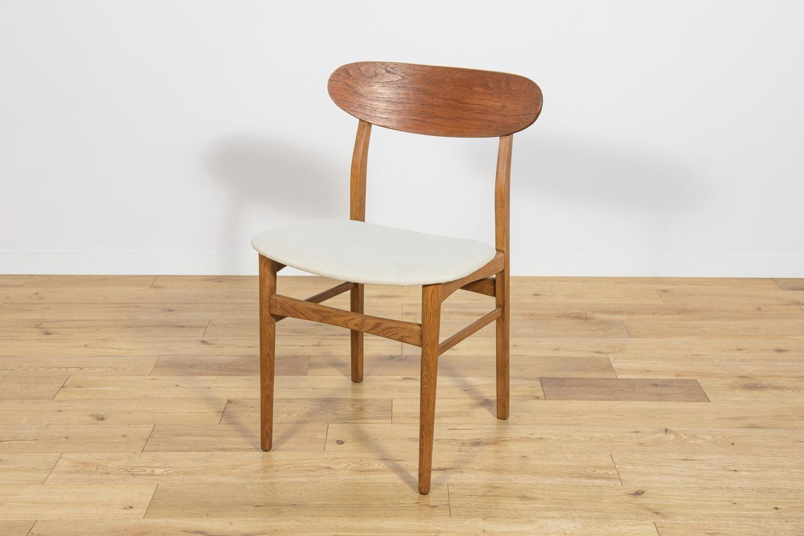 Mid Century Modern Teak Dining Chairs, 1960s, Set Of 4 photo 1396.0