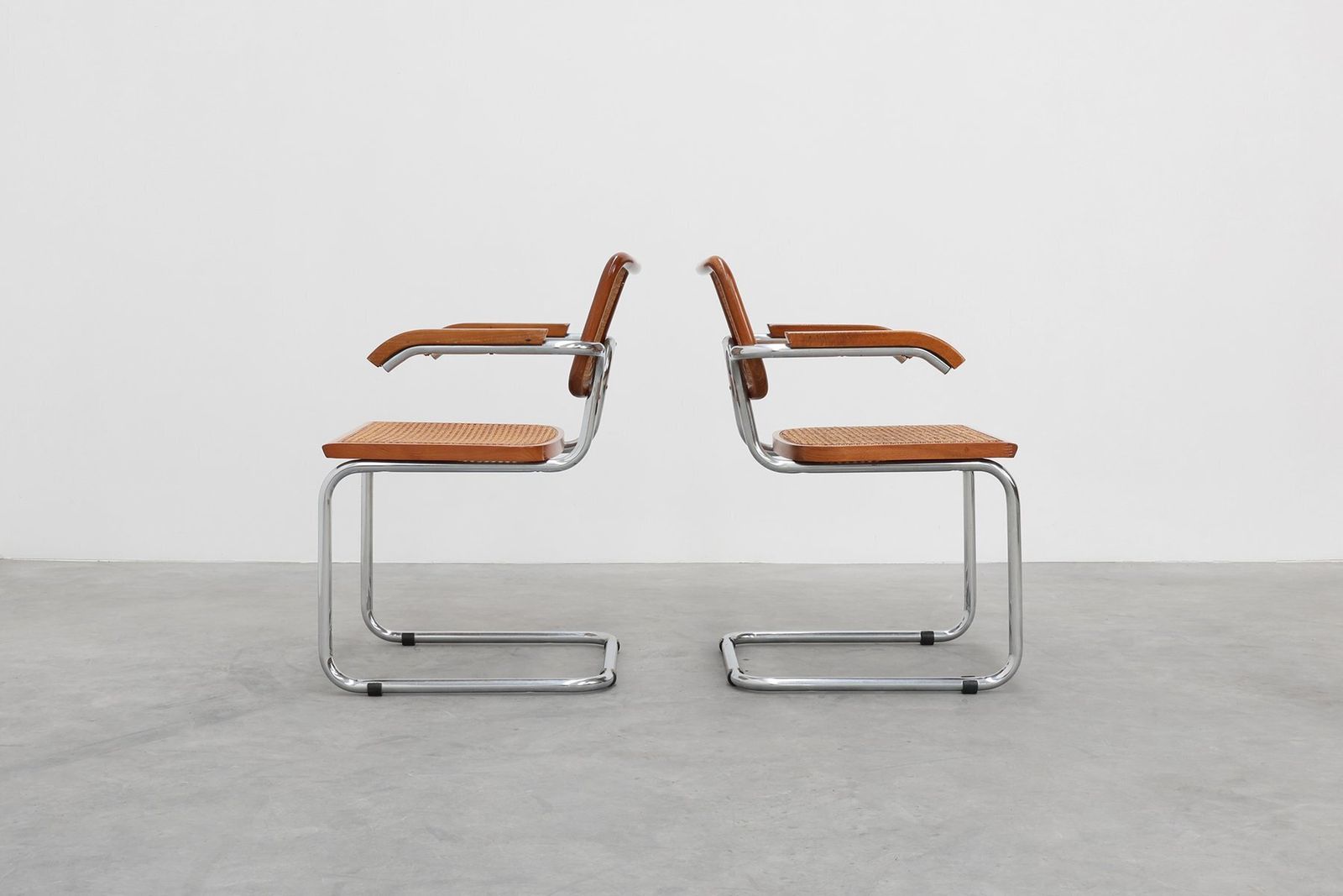 photo vintage Bauhaus Armchair In Tubular Steel, Wood And Rattan, 1920