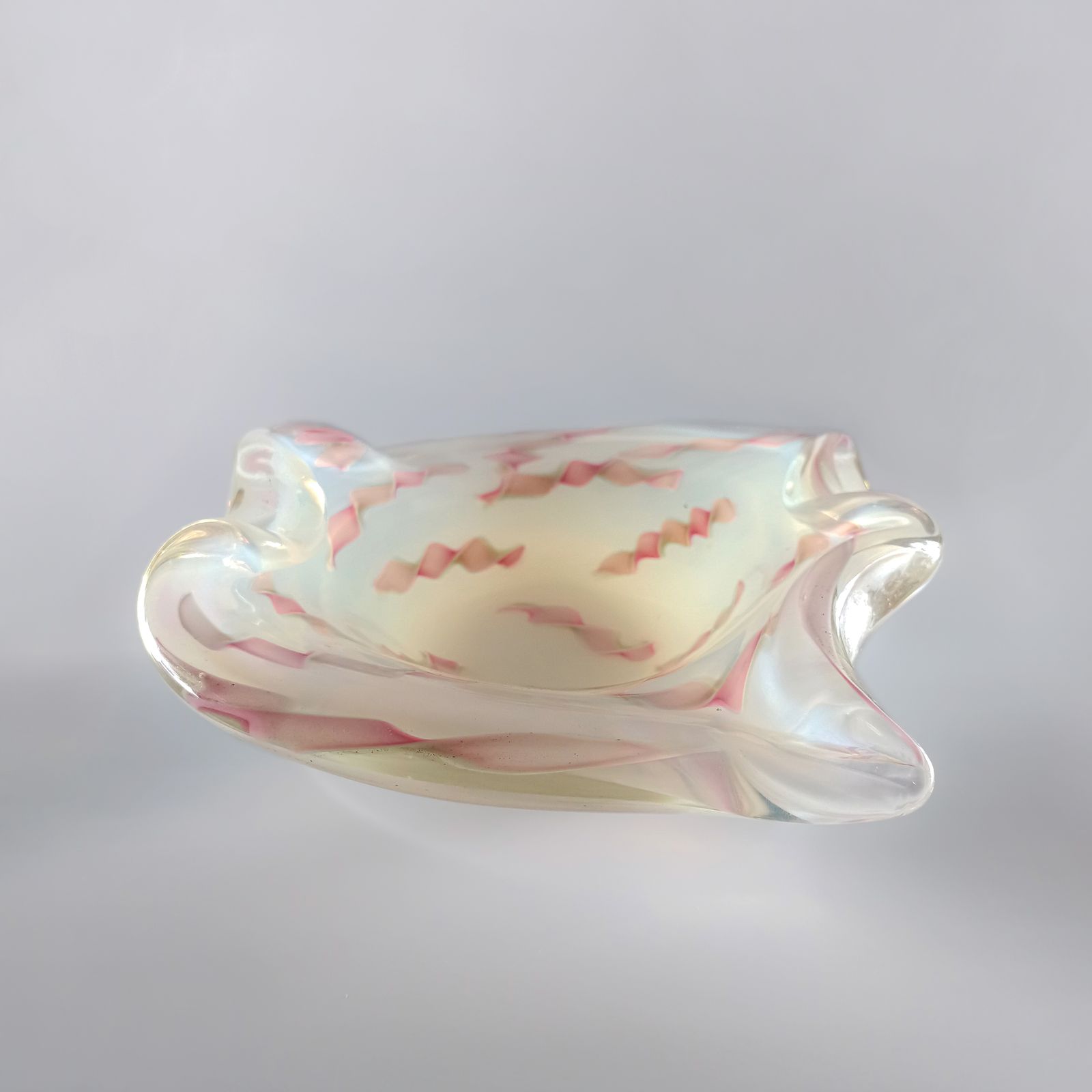 Murano Opaline Glass Bowl With Pink Zanfirico, Fratelli Toso, 1950s Italy photo furniture