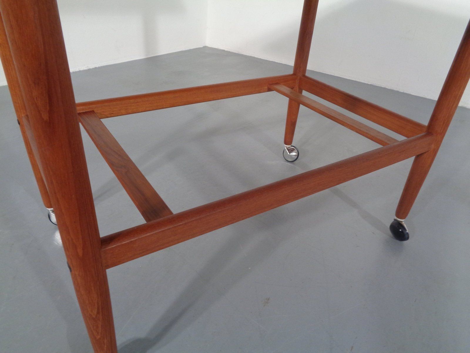 photo vinterior Teak Flip Flop Expandable Cart With Removable Tray By Grete Jalk For Poul Jeppesens Møbelfabrik, Denmark, 1960s