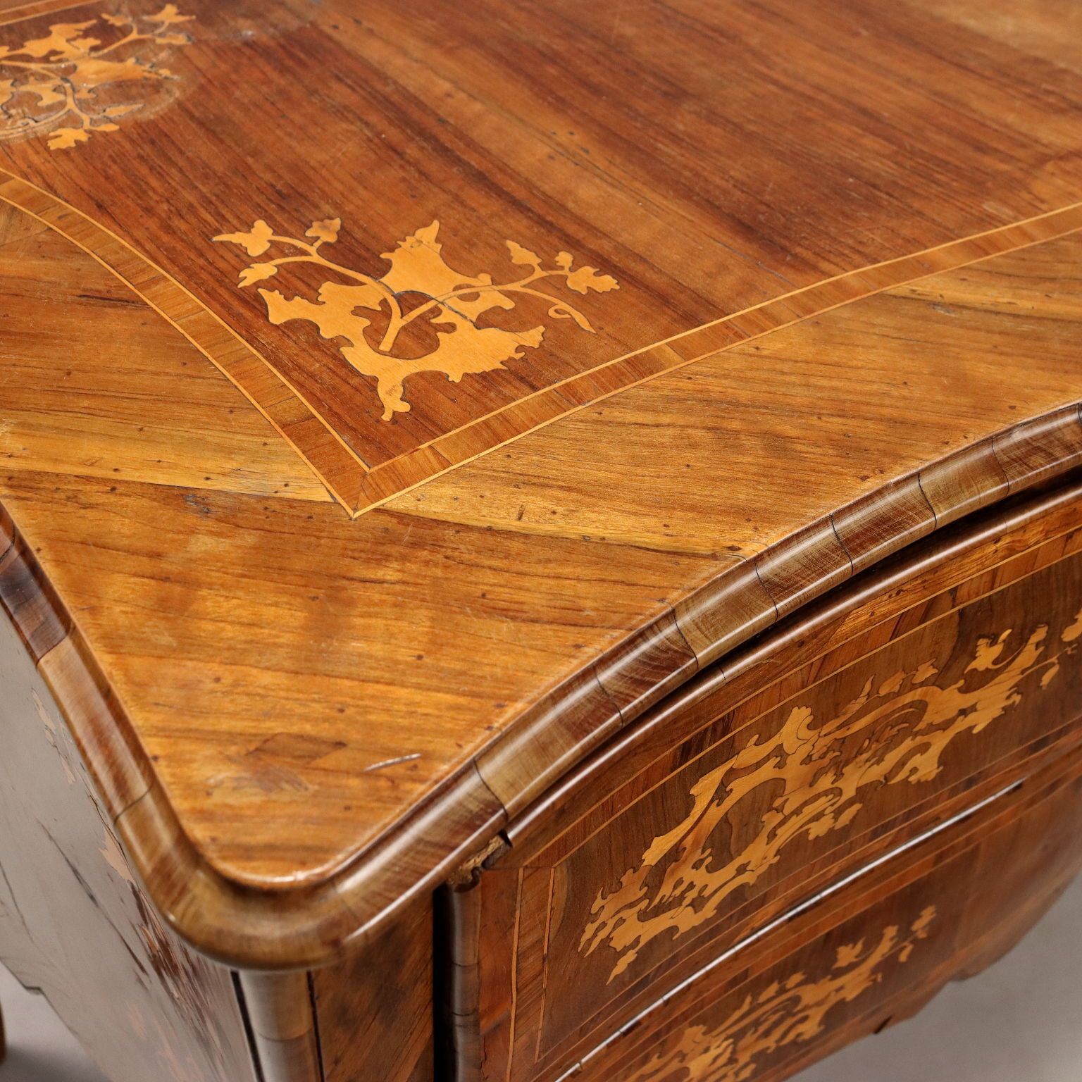 Chest Of Drawers Baroque Walnut Italy XVIII Century photo vinterior