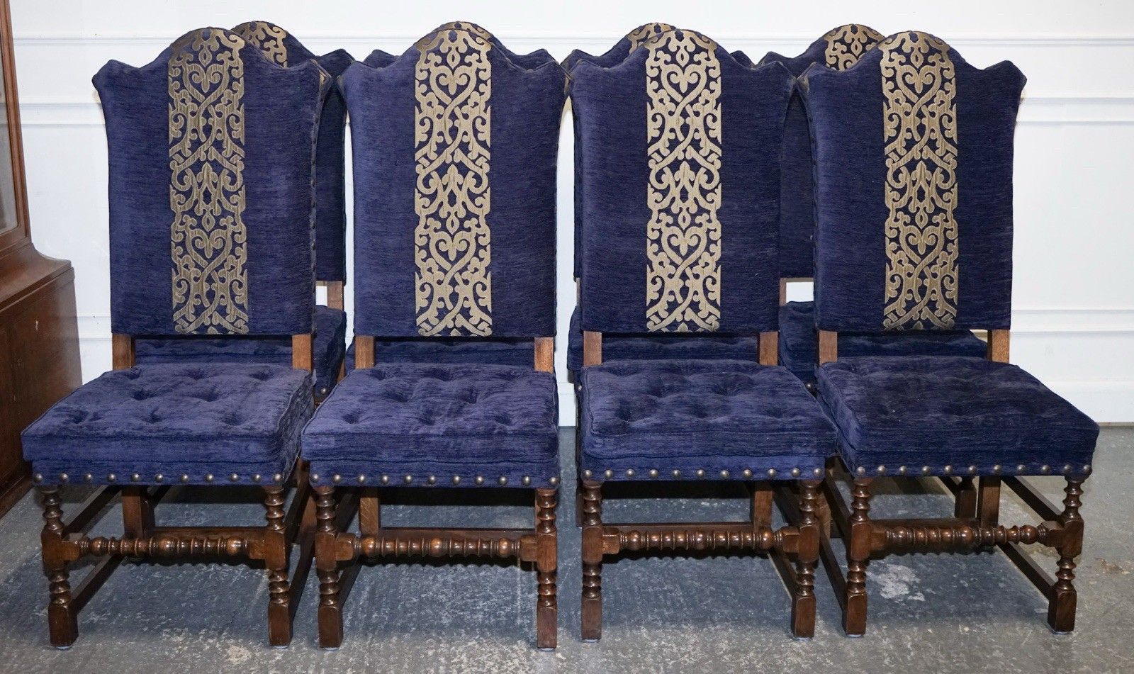 photo furniture Stunning Set Of Fourteen Oak And Upholstered Dining Chairs
